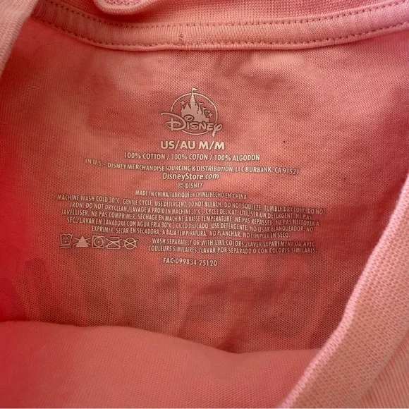 Disney Pink Cotton Tee Size Medium Halloween - Picture 2 of 4